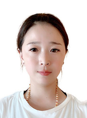 薛英